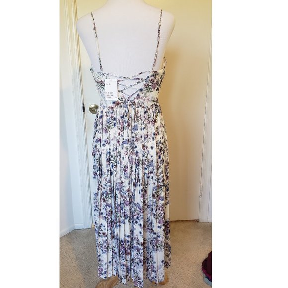 H&M Floral Pleated Midi Dress - Picture 5 of 9